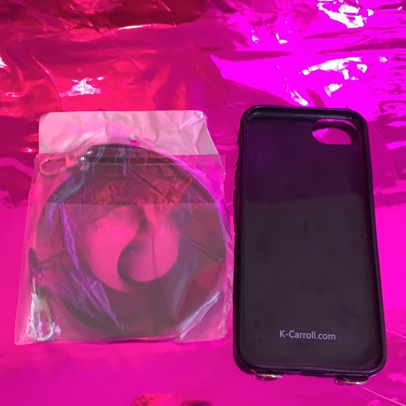 K. Carroll Black Cell Case iPhone 6/6S/7 w/Crossbody Strap - Picture 12 of 12